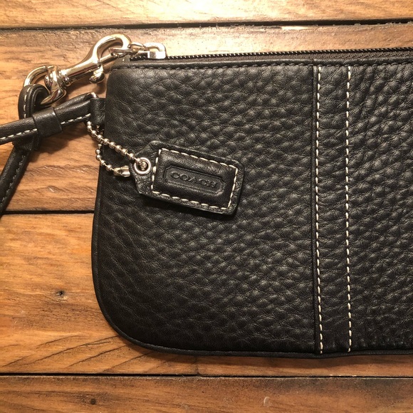 Coach Wristlet - Picture 2 of 6
